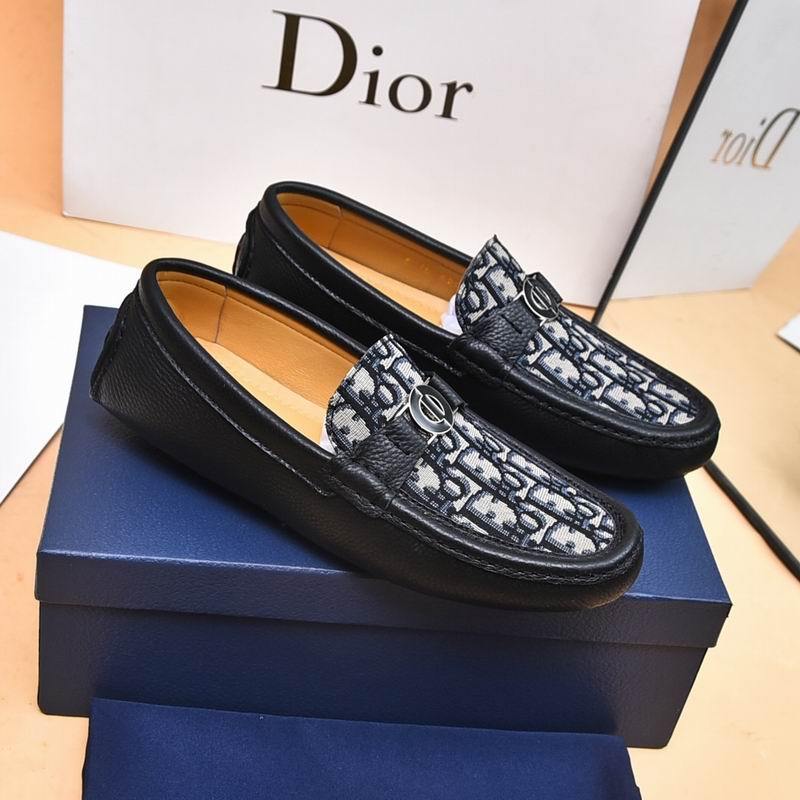 DIOR Men's Shoes 425